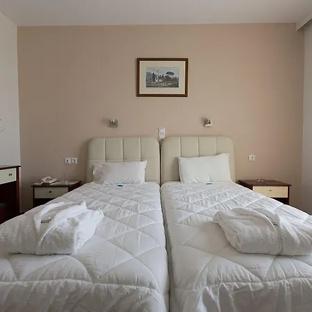 Πανσιόν Flisvos Λιβανάτες