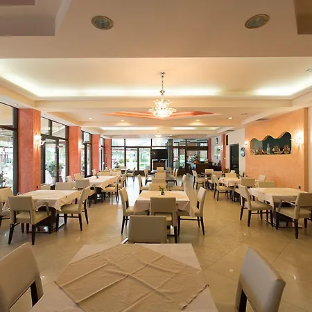 Flisvos Λιβανάτες