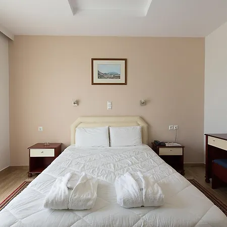 Guest house Flisvos Livanatai