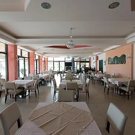 Πανσιόν Flisvos Λιβανάτες