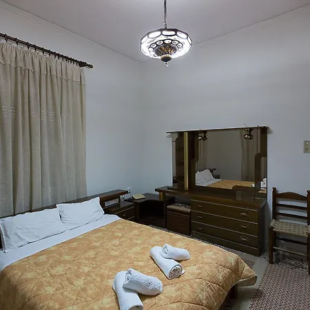 Flisvos 4* Λιβανάτες