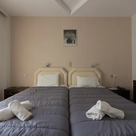 Flisvos Guest house Livanatai