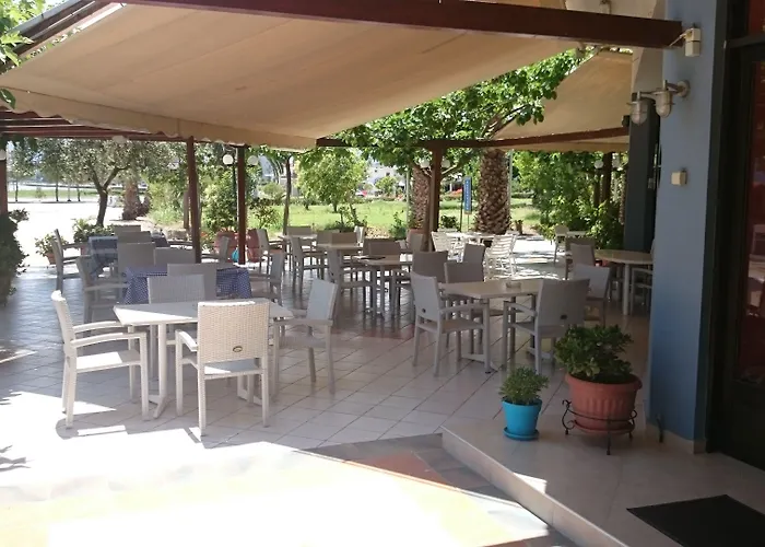 Flisvos 4* Livanátai